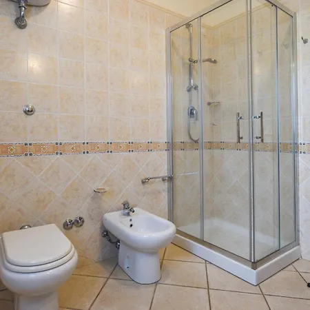 펜션 Biancaanticheterme 소르나노